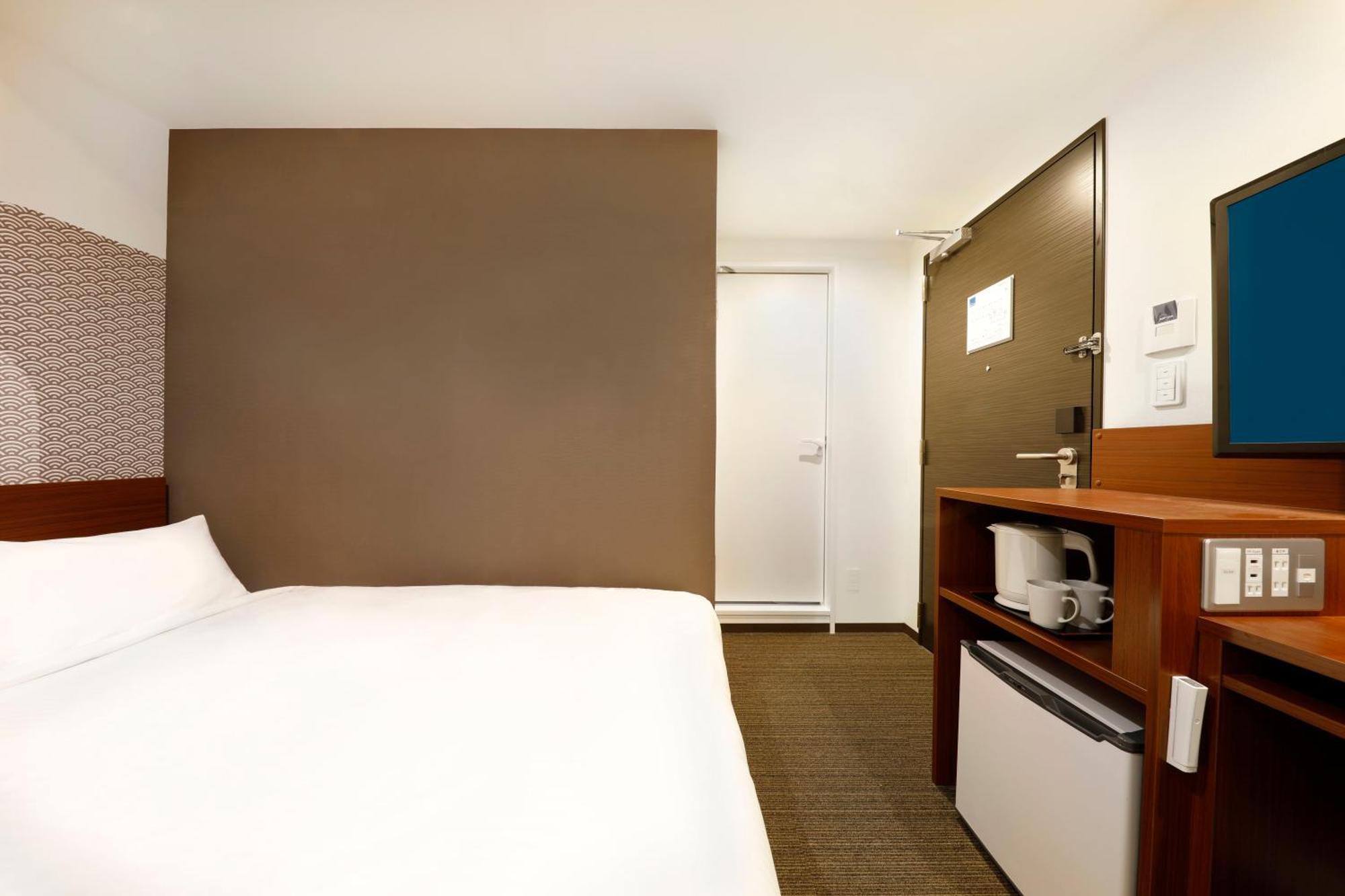 Hop Inn Kyoto Shijo Omiya Exteriör bild