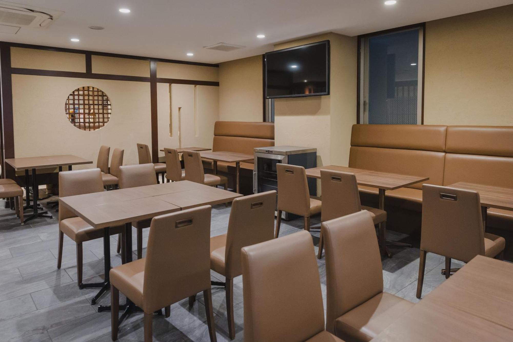 Hop Inn Kyoto Shijo Omiya Exteriör bild